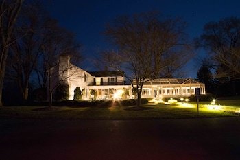 Bed & Breakfast Inn At Old Virginia