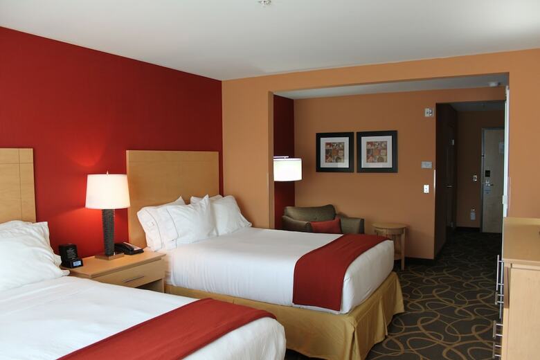 Hotel Holiday Inn Express Cortland