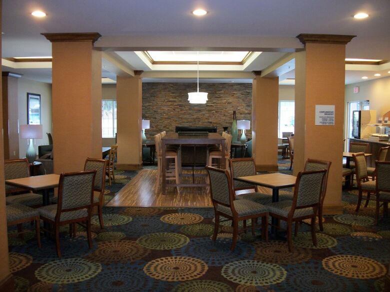Hotel Holiday Inn Express Cortland