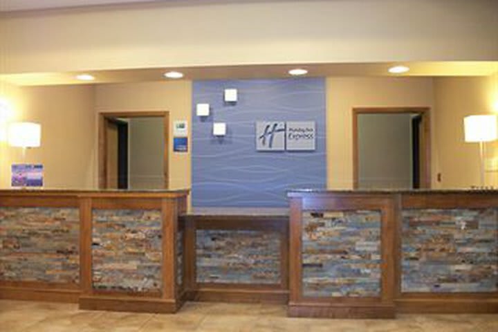 Hotel Holiday Inn Express Cortland
