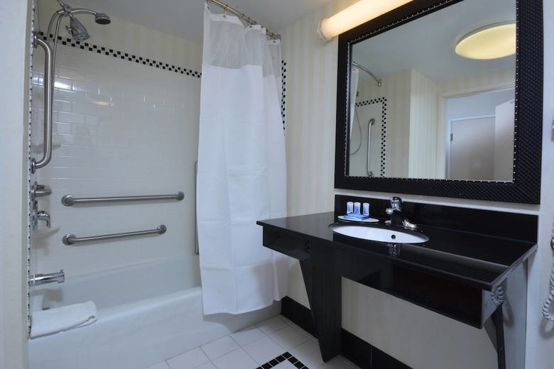 Hotel Fairfield Inn & Suites By Marriott