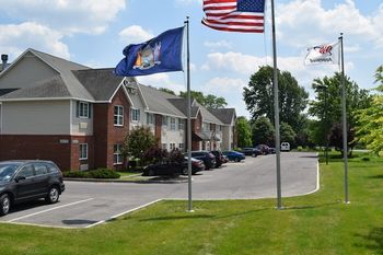 Hotel Cresthill Suites Syracuse