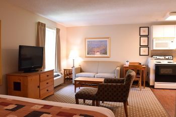 Hotel Cresthill Suites Syracuse
