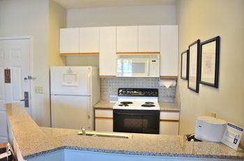 Hotel Cresthill Suites Syracuse