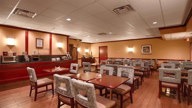 Best Western Plus Lockport Hotel