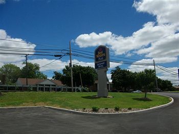 Best Western Plus Lockport Hotel