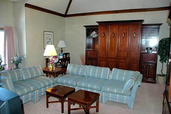 Hotel Lockport Inn & Suites