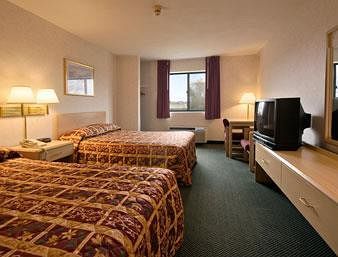 Hotel Super 8 Motel Liverpool Clay