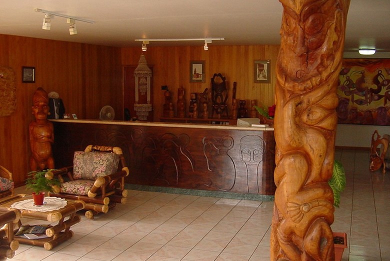 Hotel Iorana