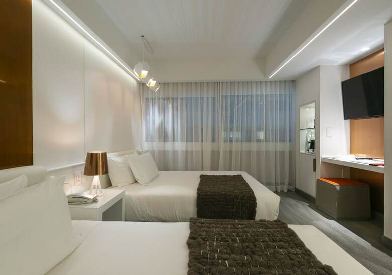 Hotel 45 By Director
