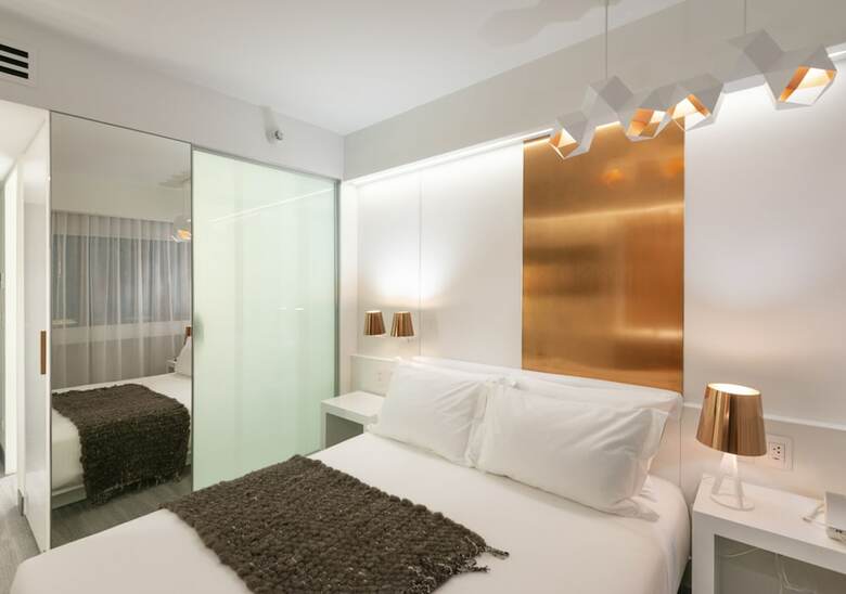 Hotel 45 By Director