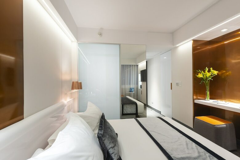 Hotel 45 By Director