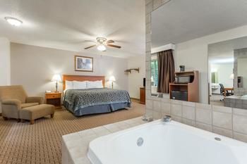 Hotel Days Inn And Suites Kaukauna Wi