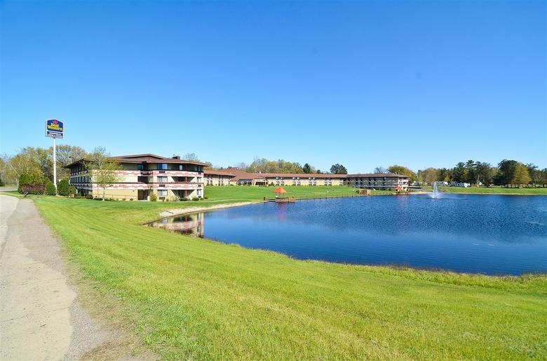 Hotel Best Western Arrowhead Lodge & Suites