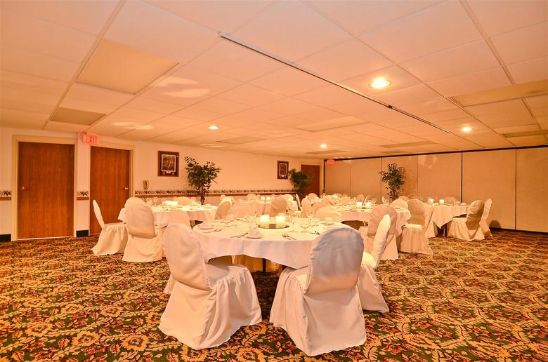 Hotel Best Western Arrowhead Lodge & Suites