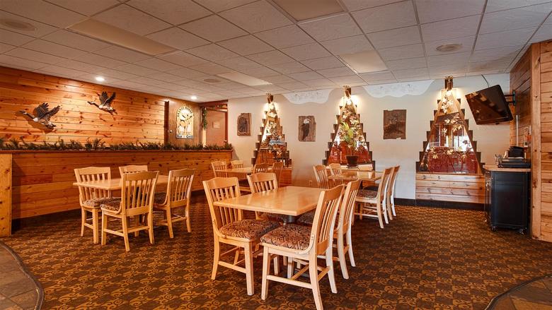 Hotel Best Western Arrowhead Lodge & Suites