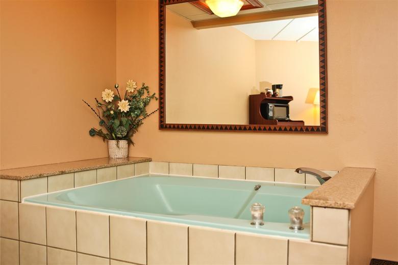 Hotel Best Western Arrowhead Lodge & Suites