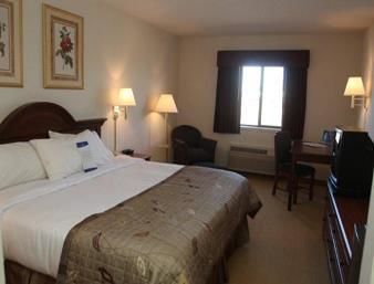 Hotel Baymont Inn & Suites