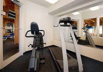 Hotel Quality Inn & Suites