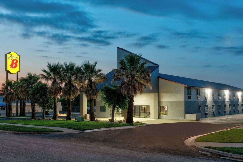 Hotel Red Roof Inn New Braunfels