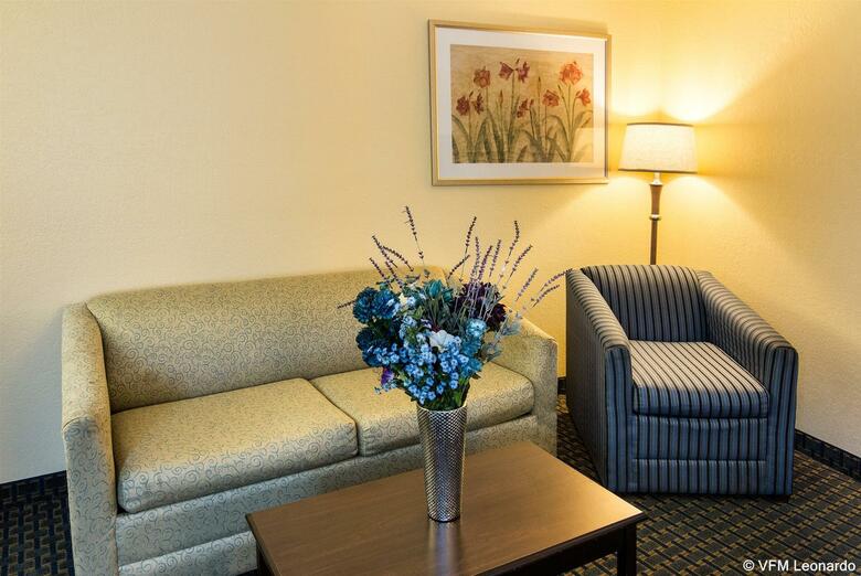 Hotel Comfort Suites Nacogdoches