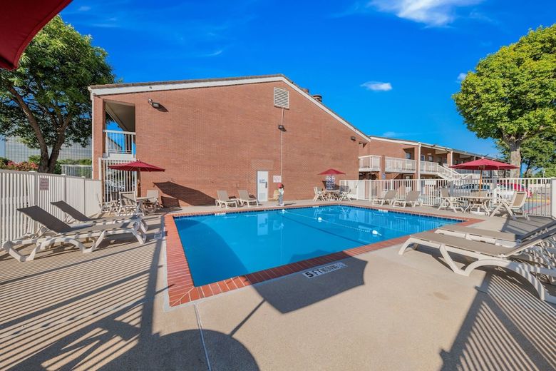 Motel 6 Dallas - Plano Northeast