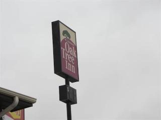 Hotel Oak Tree Inn Pecos