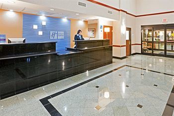 Holiday Inn Express Hotel And Suites Austin Round Rock Tx