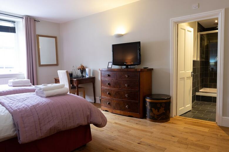 Hostal The Red Lion