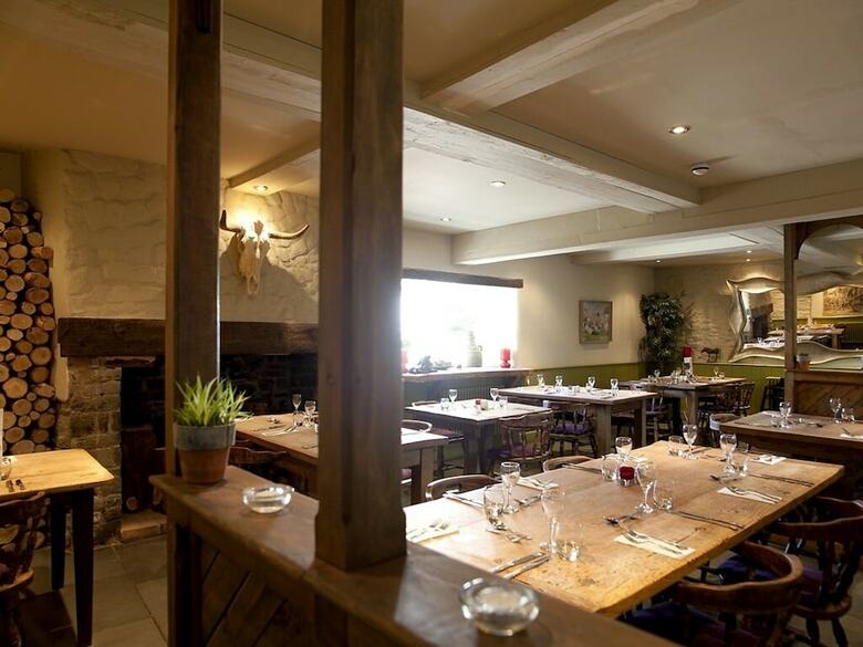 Hostal The Red Lion