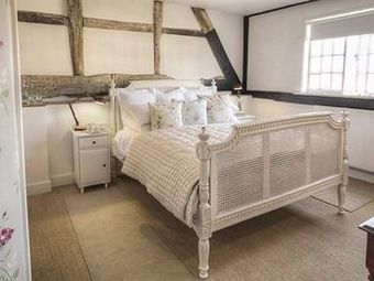 Hostal The George & Dragon