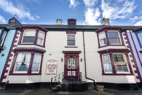 Hotel Trinity House B&B