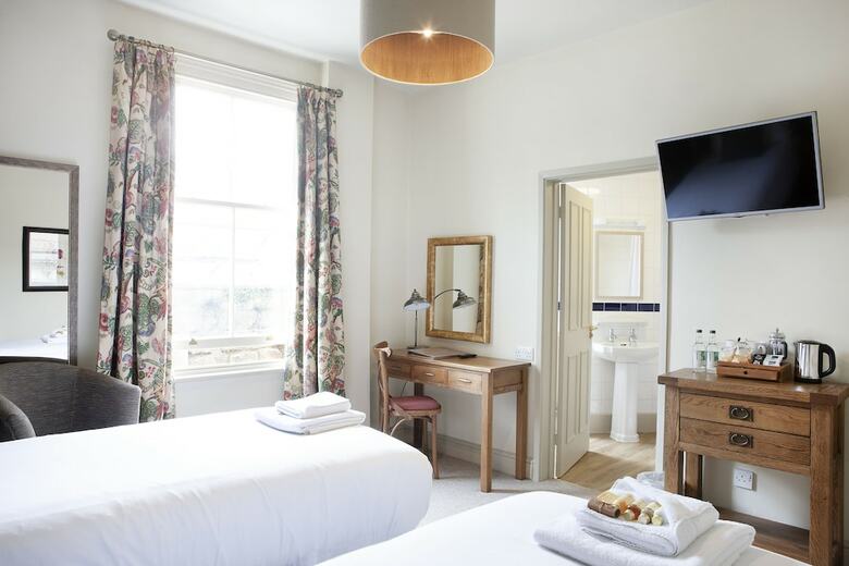 Hostal The Kings Arms Hotel - Inn
