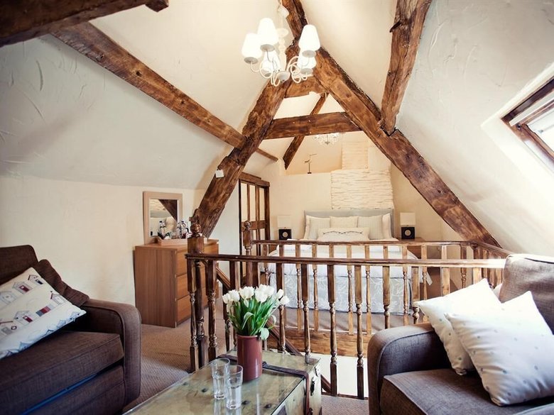 Hotel Bayards Cove Inn