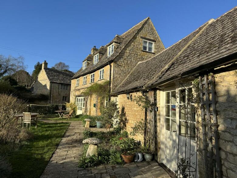 Hotel Guiting Guest House