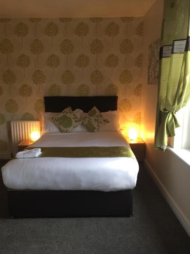 Hostal The Avenue Inn