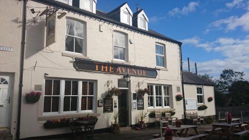 Hostal The Avenue Inn