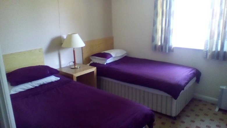 Hostal Holroyd Arms