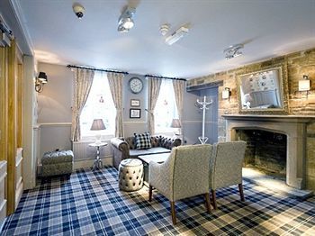 Hostal The County Hotel