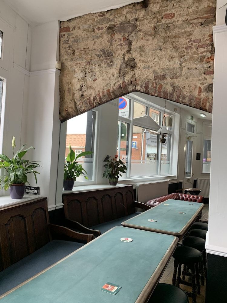 Hostal The White Hart