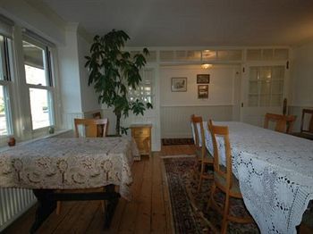 Bed & Breakfast Hillborough House