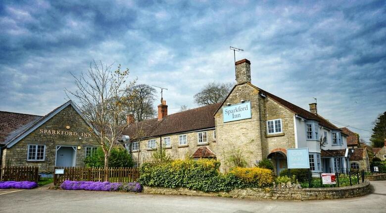 Hostal Sparkford Inn