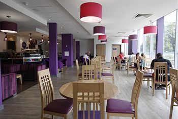 Hotel Bisham Abbey National Sports Centre