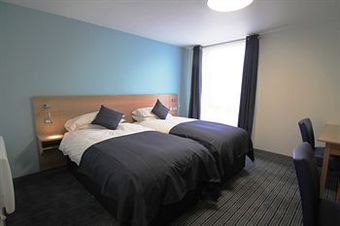 Hotel Bisham Abbey National Sports Centre