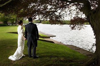 Hotel Bisham Abbey National Sports Centre