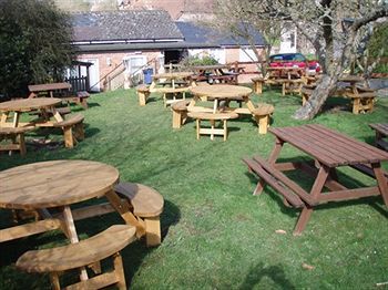 Hostal The Crown And Anchor