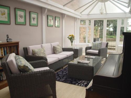 Bed & Breakfast Pinkneys Court Mews