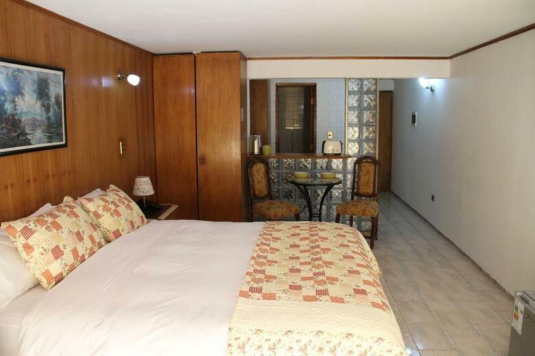 Hotel Windsor Suites