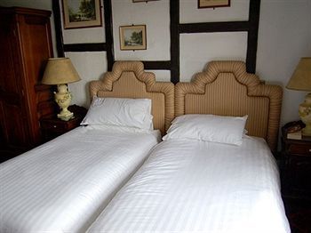 Hostal Dun Cow Inn