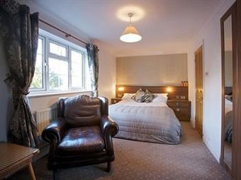 Hostal The Crooked Inn - Inn